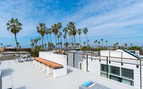 Steps To The Beach, Rooftop Deck