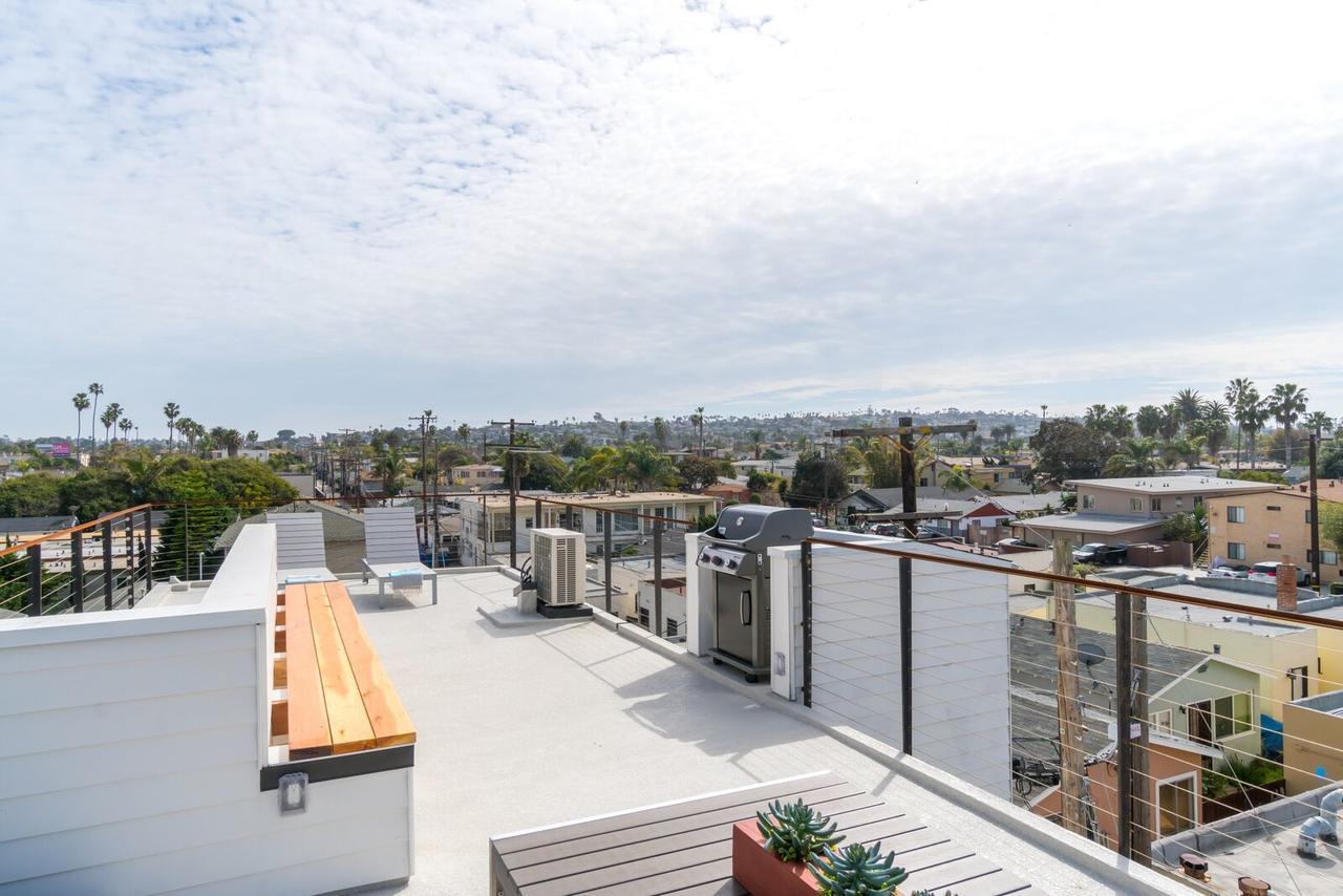 Steps To The Beach, Rooftop Deck San Diego Exterior photo
